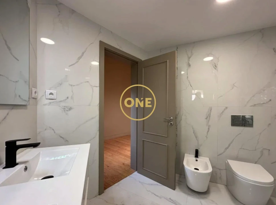 Moradia T4 para Venda em Campanhã Foto 15