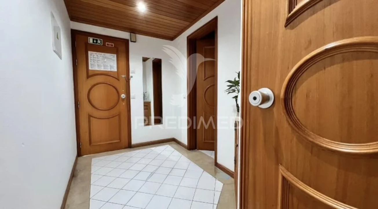 Apartamento para Venda em Albufeira e Olhos de Água Foto 16