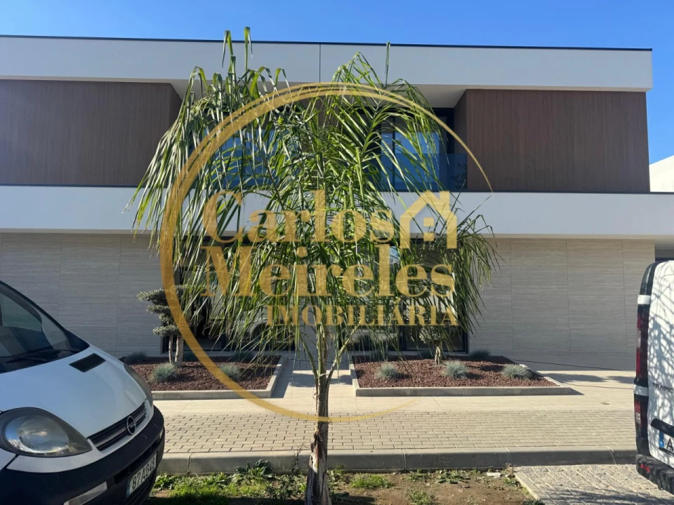 Quinta T4 para Venda em Turiz Foto 3