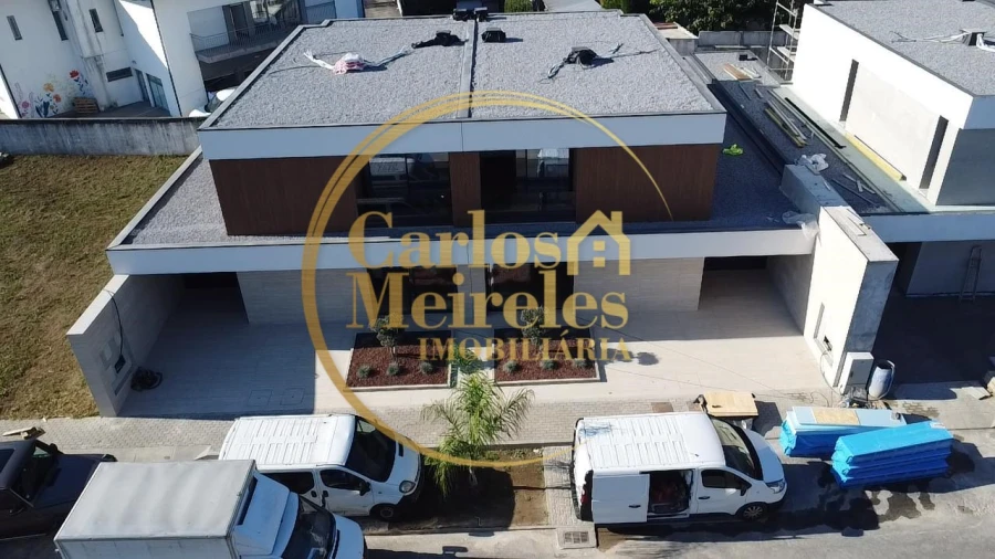 Quinta T4 para Venda em Turiz