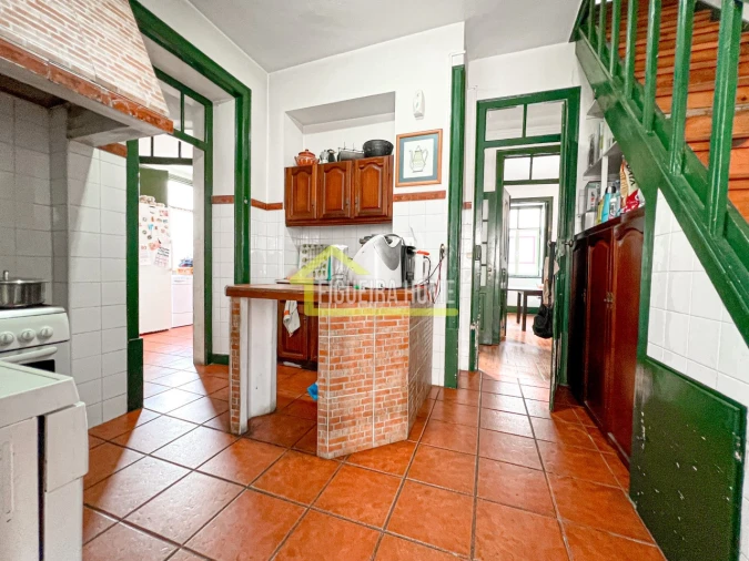 Moradia T4 para Venda em Buarcos Foto 5