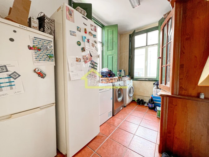 Moradia T4 para Venda em Buarcos Foto 8