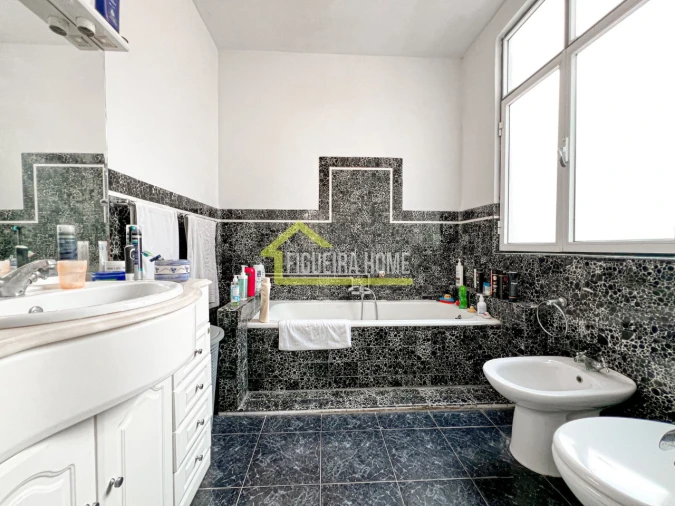 Moradia T4 para Venda em Buarcos Foto 17