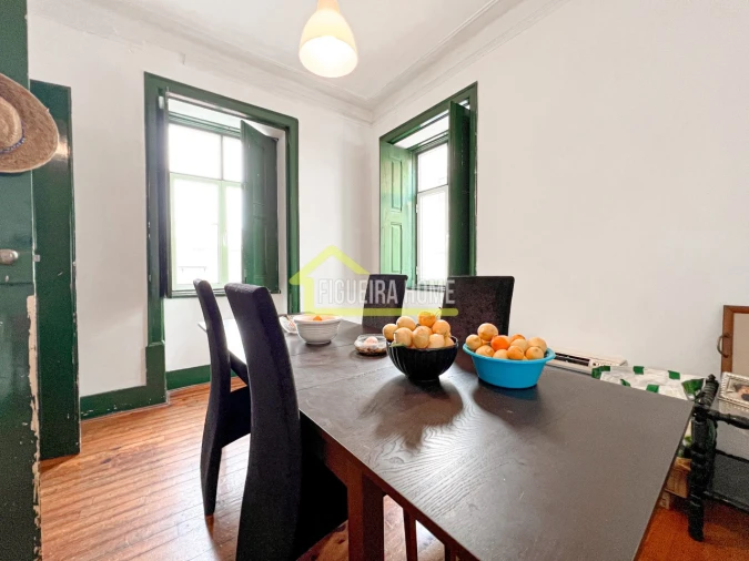 Moradia T4 para Venda em Buarcos Foto 11