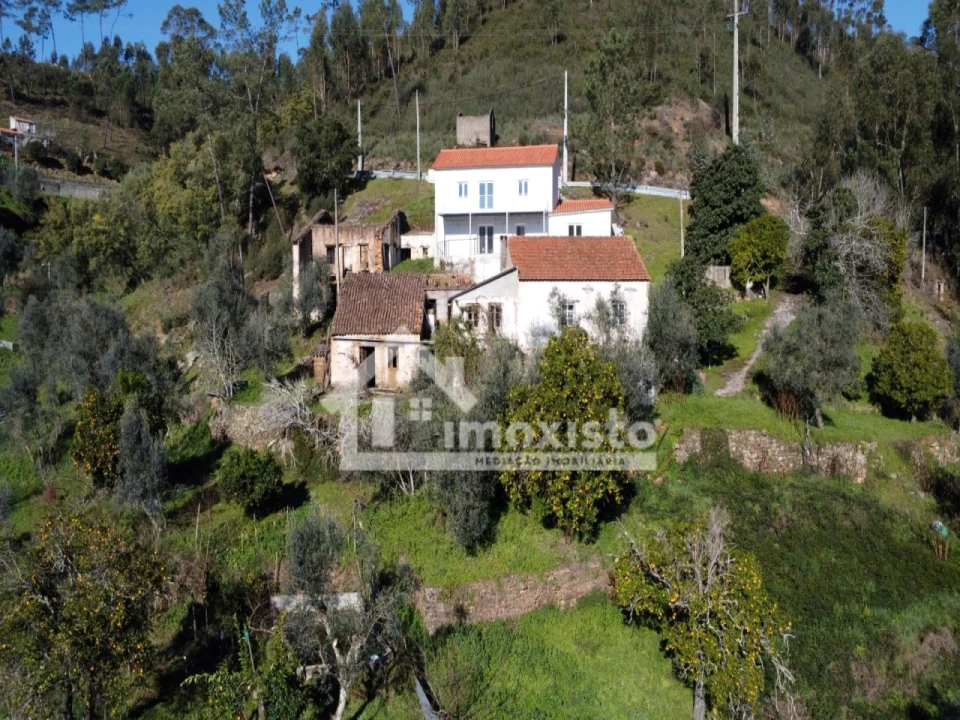 Moradia T3 para Venda em Arega Foto 3