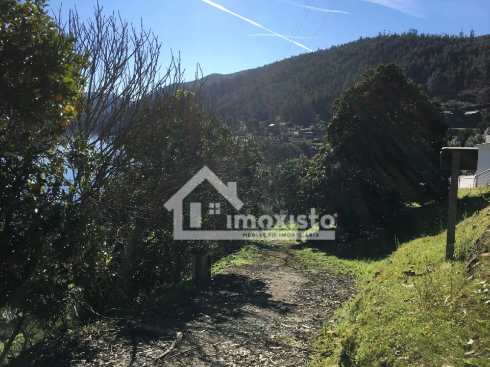 Moradia T3 para Venda em Arega Foto 5