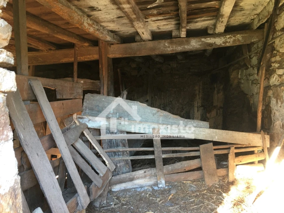 Moradia T3 para Venda em Arega Foto 13