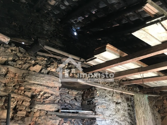 Moradia T3 para Venda em Arega Foto 10