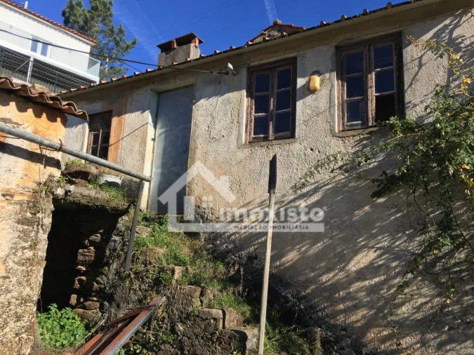 Moradia T3 para Venda em Arega Foto 15