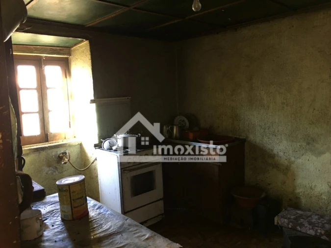 Moradia T3 para Venda em Arega Foto 27