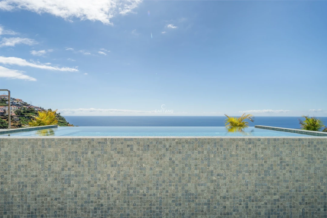 Apartamento T1 para Venda em Calheta Foto 2