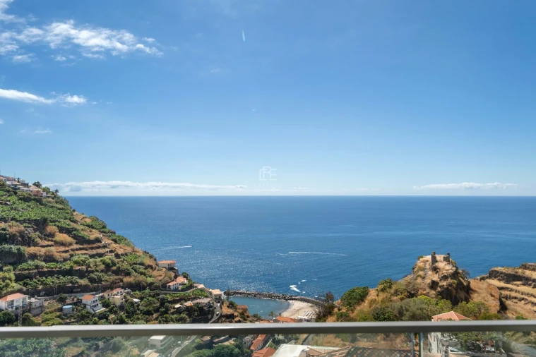 Apartamento T1 para Venda em Calheta Foto 3