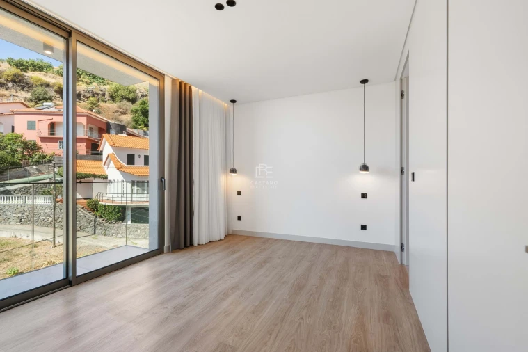 Apartamento T1 para Venda em Calheta Foto 16