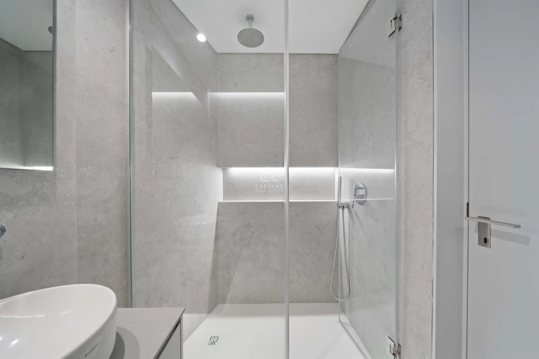 Apartamento T1 para Venda em Calheta Foto 22