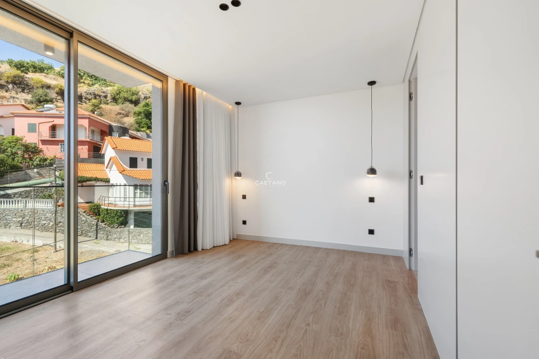 Apartamento T1 para Venda em Calheta Foto 16