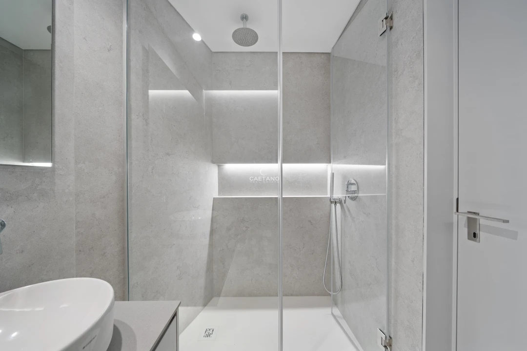 Apartamento T1 para Venda em Calheta Foto 22