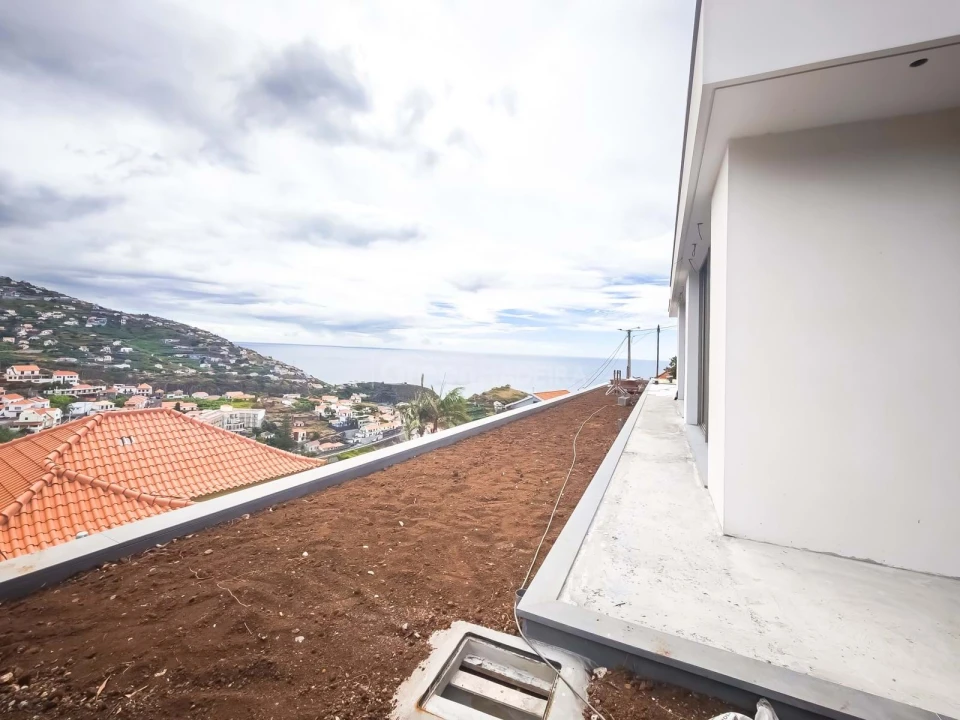 Moradia T3 para Venda em Ribeira Brava Foto 15