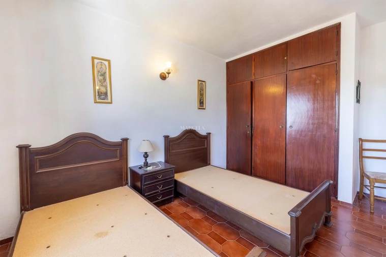 Moradia T4 para Venda em Odiaxere Foto 23