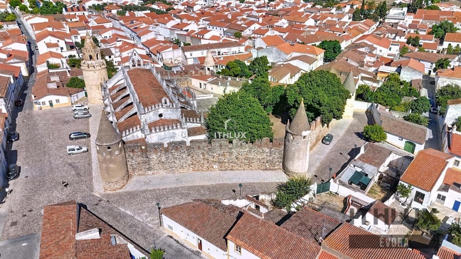 Moradia T3 para Venda em Viana do Alentejo Foto 19