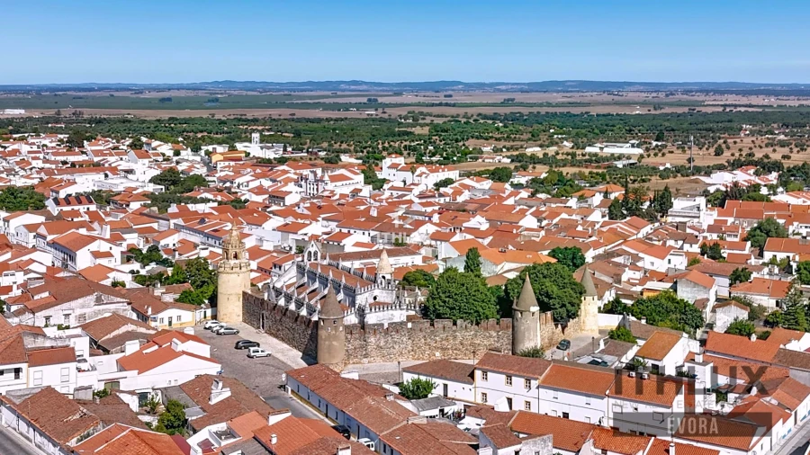 Moradia T3 para Venda em Viana do Alentejo Foto 22