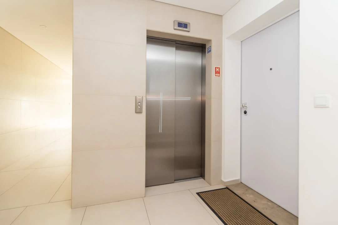 Apartamento T5 para Venda em Amora Foto 19