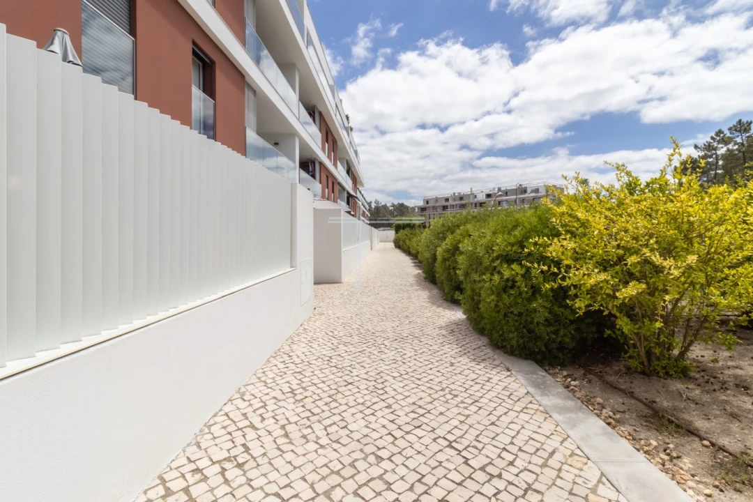 Apartamento T5 para Venda em Amora Foto 26