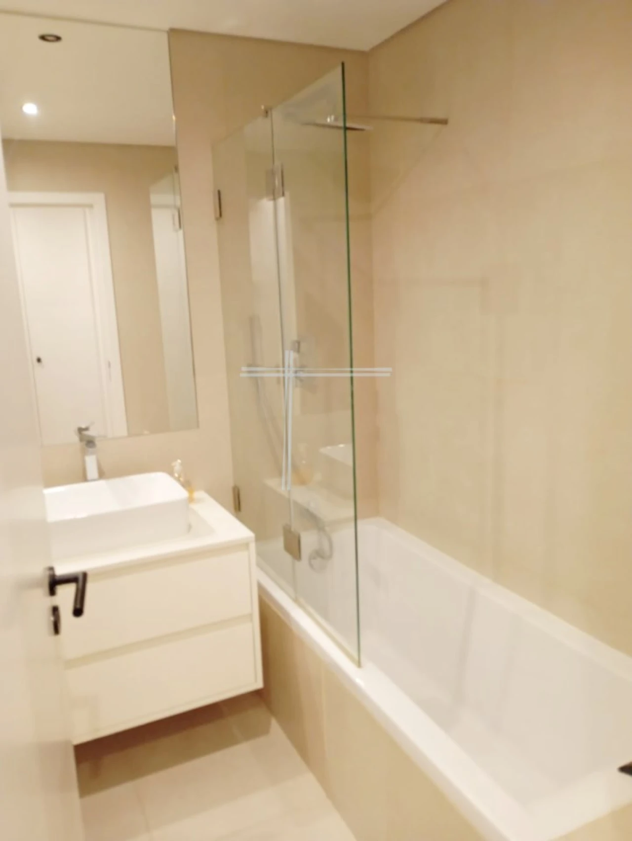 Apartamento T5 para Venda em Amora Foto 8