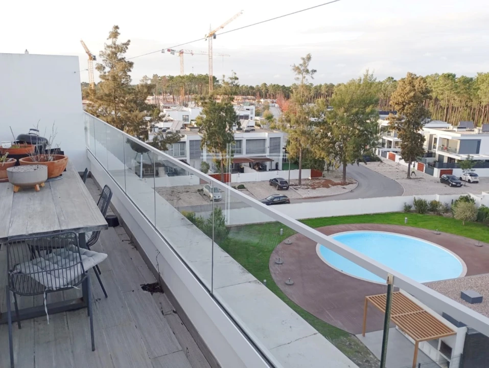 Apartamento T5 para Venda em Amora Foto 12