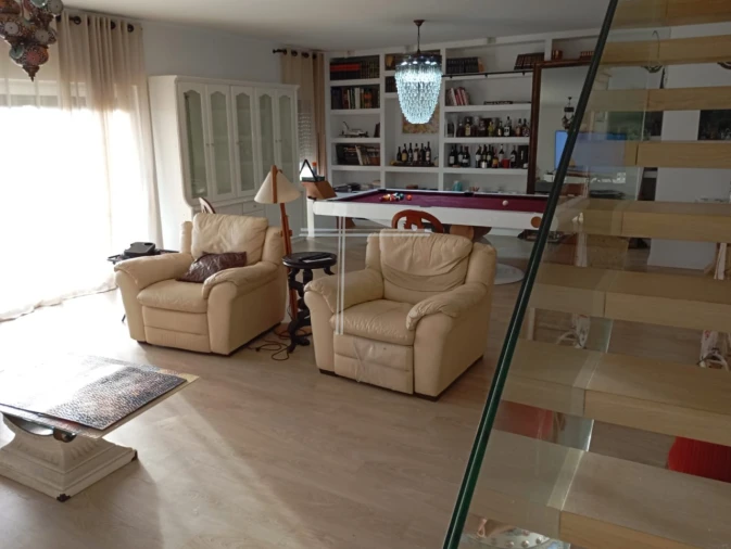 Apartamento T5 para Venda em Amora Foto 7