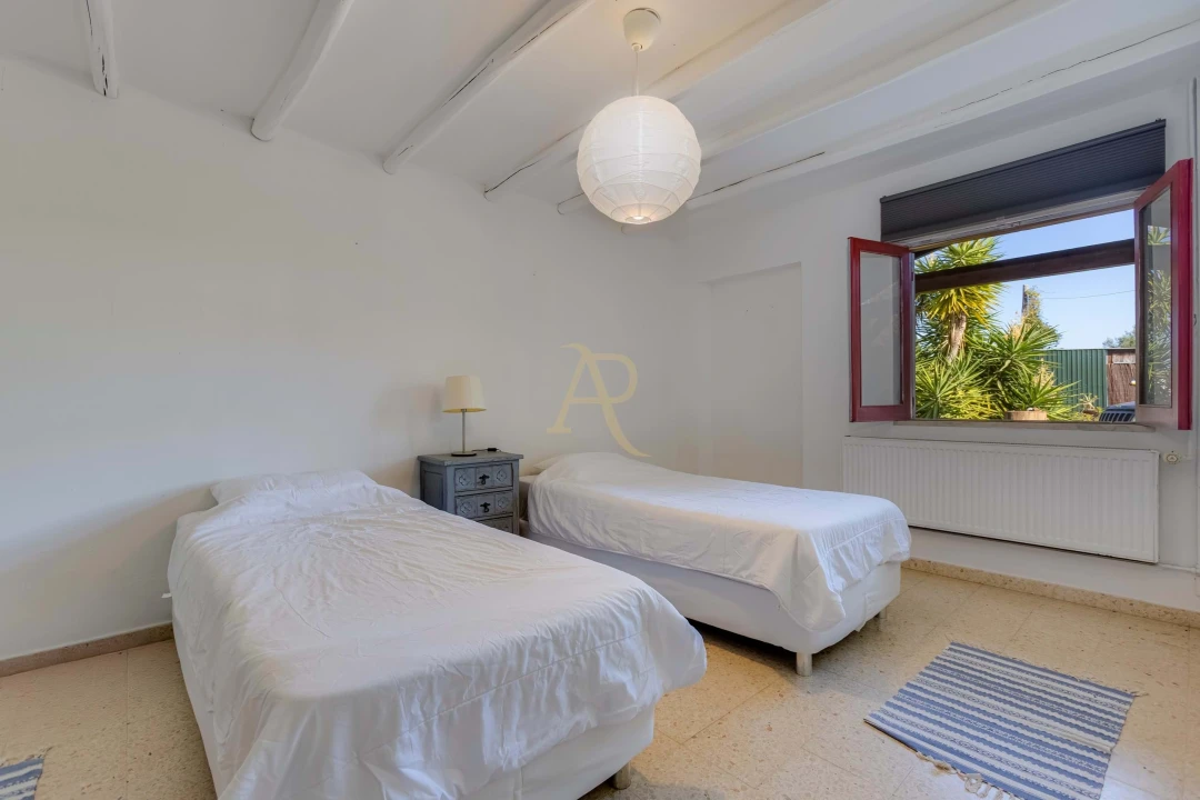 Moradia T3 para Venda em Armação de Pera Foto 18