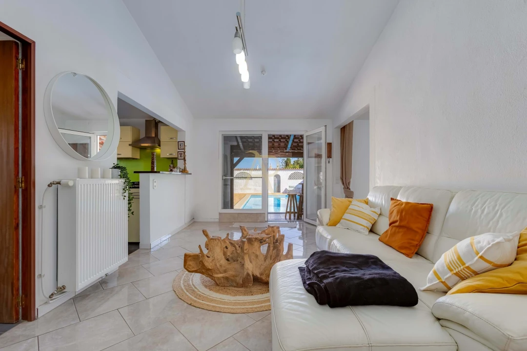 Moradia T3 para Venda em Armação de Pera Foto 24