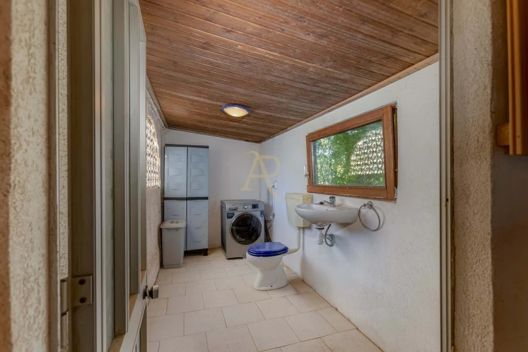 Moradia T3 para Venda em Armação de Pera Foto 13