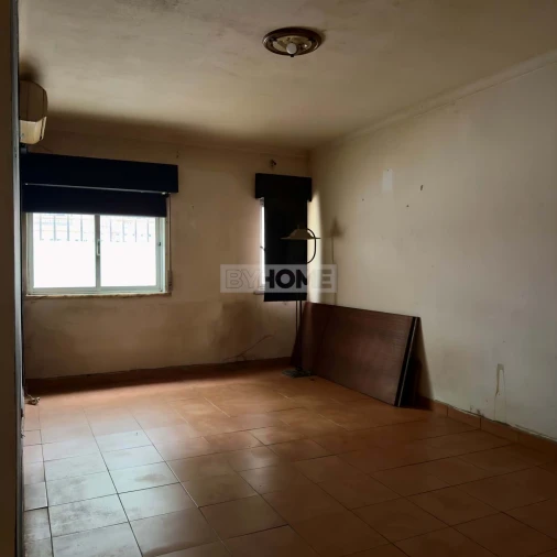 Apartamento T2 para Venda em São Bras e São Lourenço Foto 2