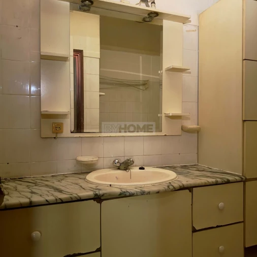 Apartamento T2 para Venda em São Bras e São Lourenço Foto 9