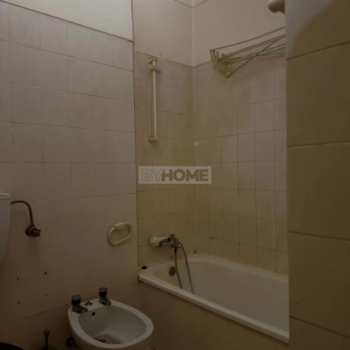 Apartamento T2 para Venda em São Bras e São Lourenço Foto 8