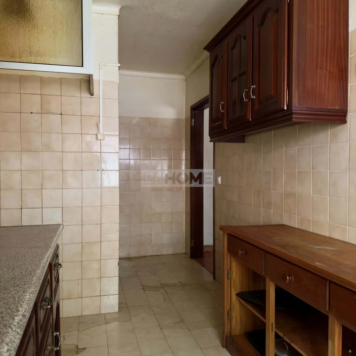 Apartamento T2 para Venda em São Bras e São Lourenço Foto 4