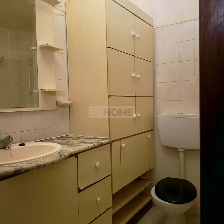 Apartamento T2 para Venda em São Bras e São Lourenço Foto 10