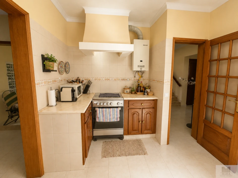 Moradia T4 para Venda em Santa Barbara de Nexe Foto 31