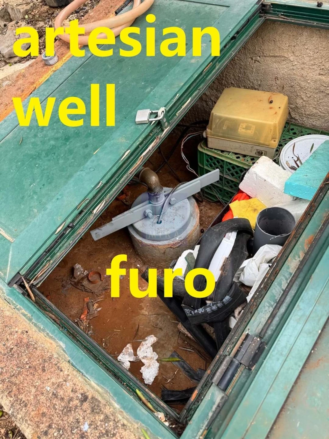 Moradia T4 para Venda em Santa Barbara de Nexe Foto 5