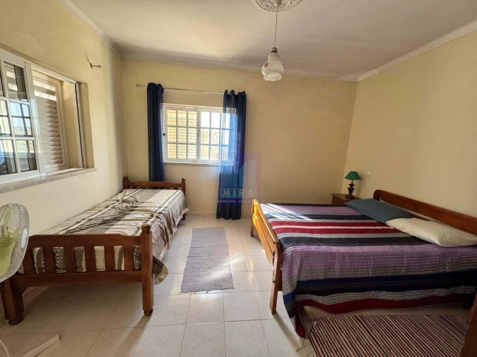 Moradia T4 para Venda em Santa Barbara de Nexe Foto 17