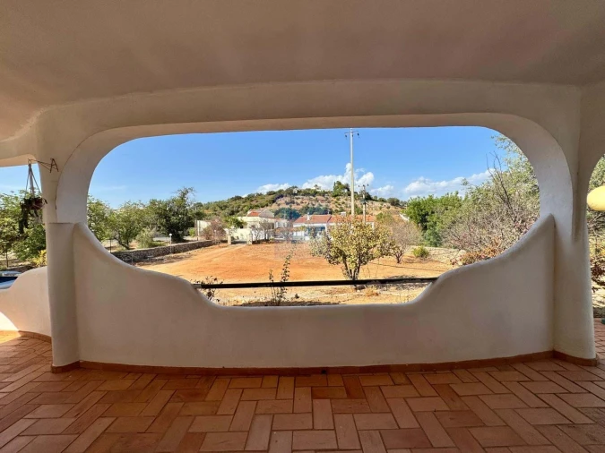 Moradia T4 para Venda em Santa Barbara de Nexe Foto 34