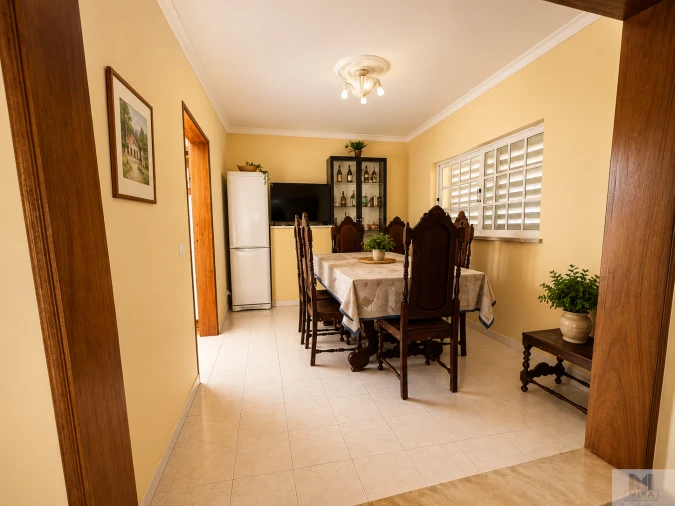 Moradia T4 para Venda em Santa Barbara de Nexe Foto 22