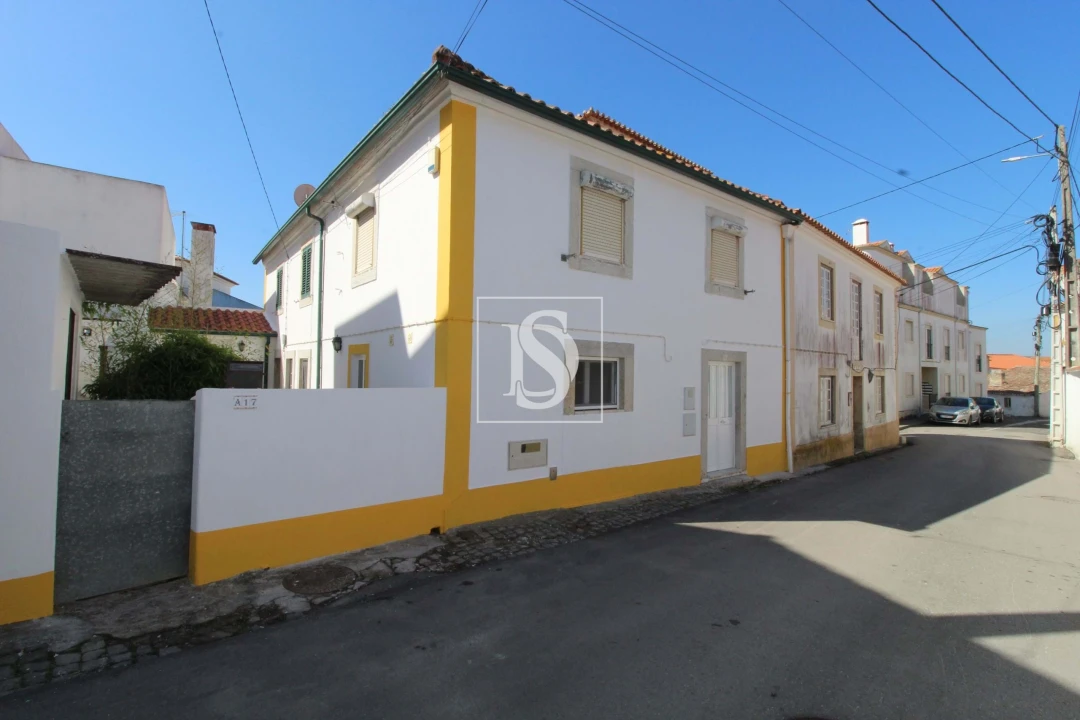 Moradia T4 para Venda em Enxara do Bispo, Gradil e Vila Franca do Rosário Foto 1