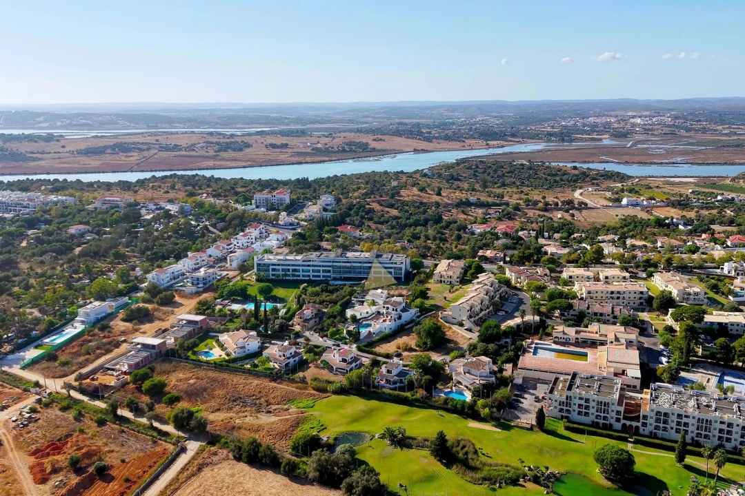 Moradia T3 para Venda em Alvor Foto 55