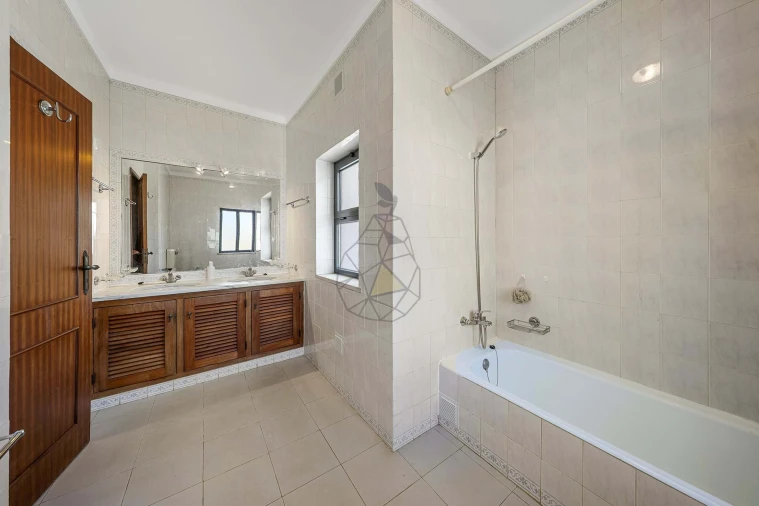 Moradia T3 para Venda em Alvor Foto 40