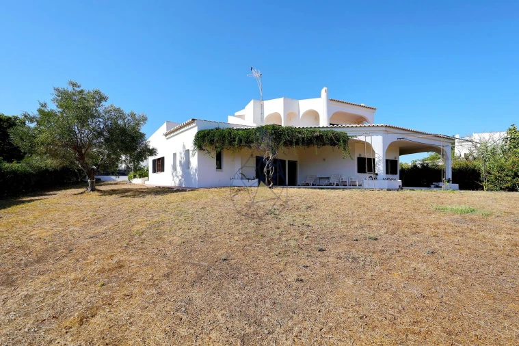 Moradia T3 para Venda em Alvor Foto 23