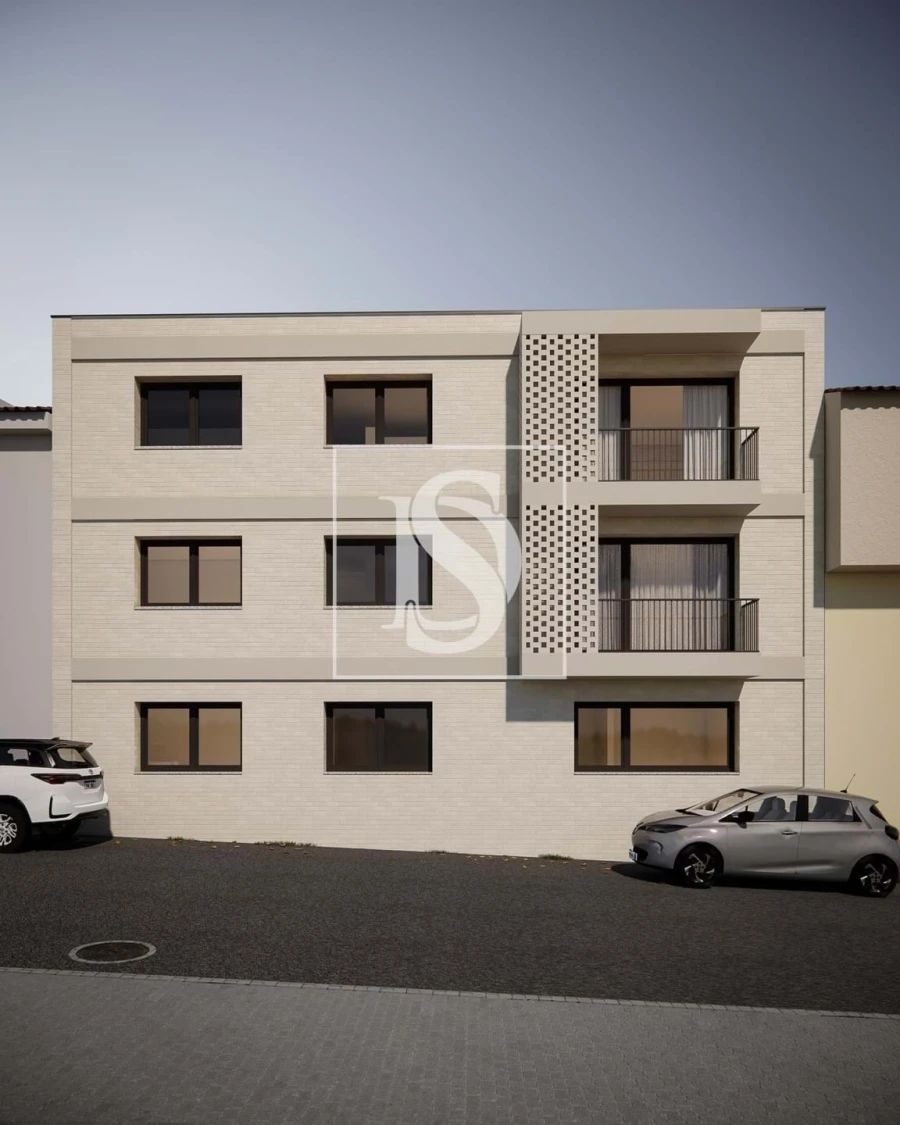 Apartamento T1 para Venda em Sé, Santa Maria e Meixedo Foto 3