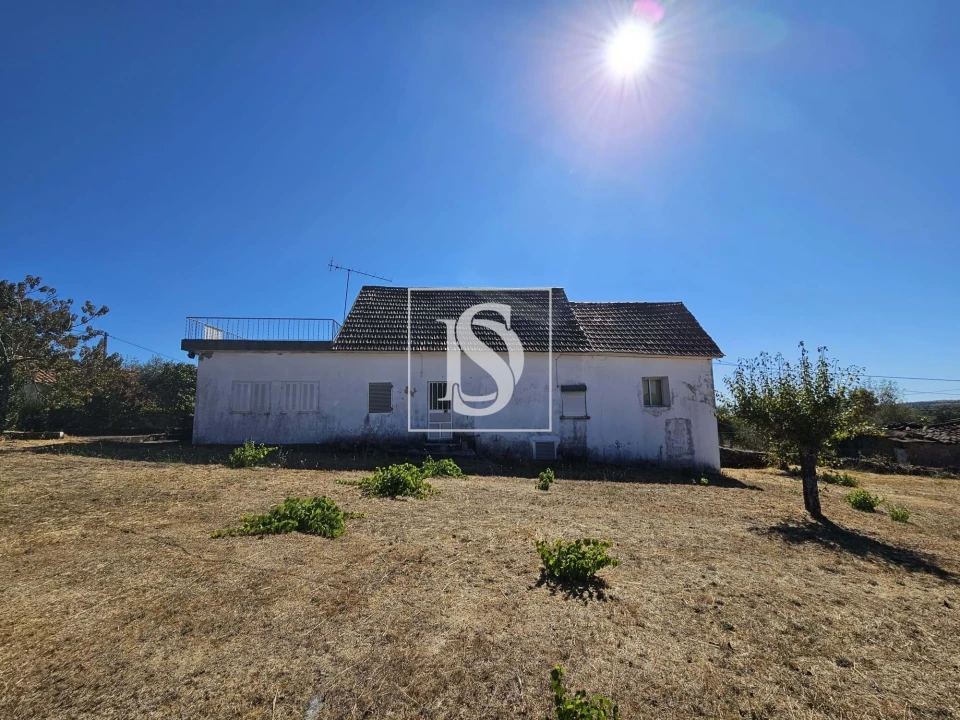 Moradia T3 para Venda em Parada e Faílde Foto 33