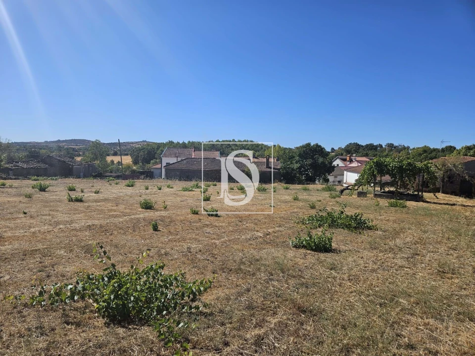 Moradia T3 para Venda em Parada e Faílde Foto 23