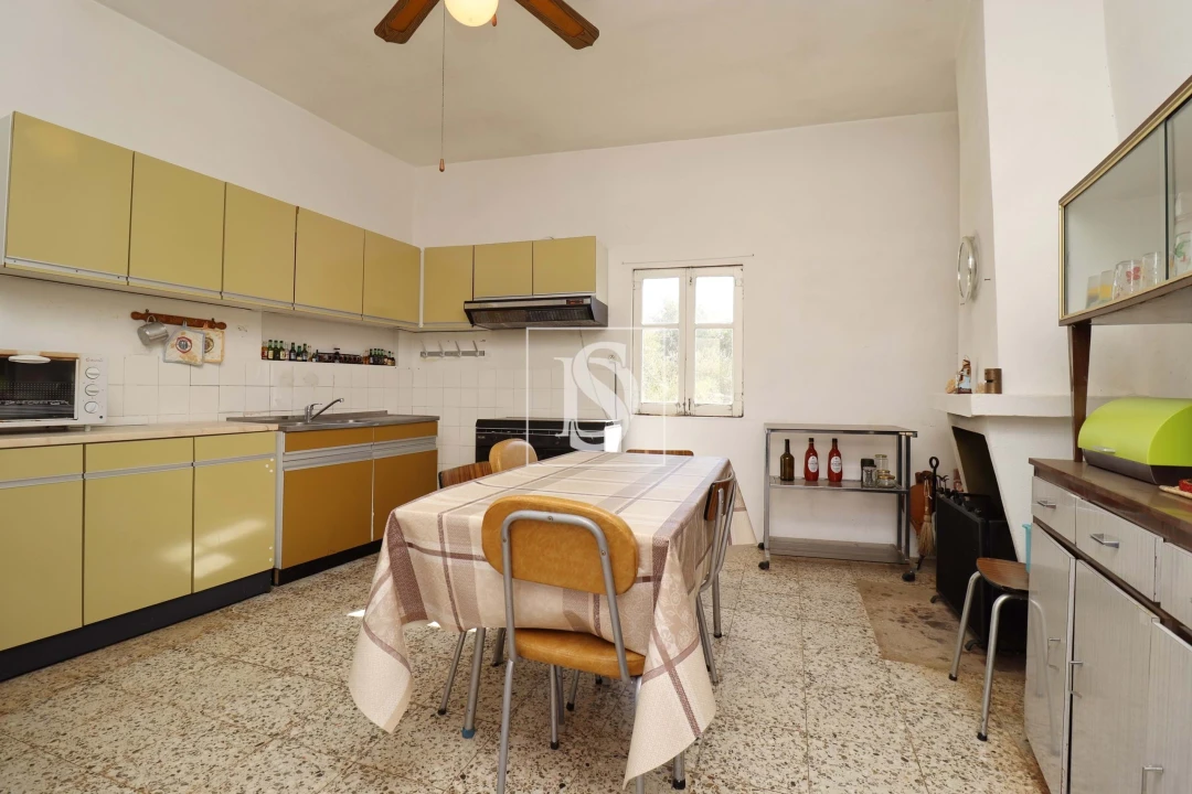 Moradia T3 para Venda em Parada e Faílde Foto 4